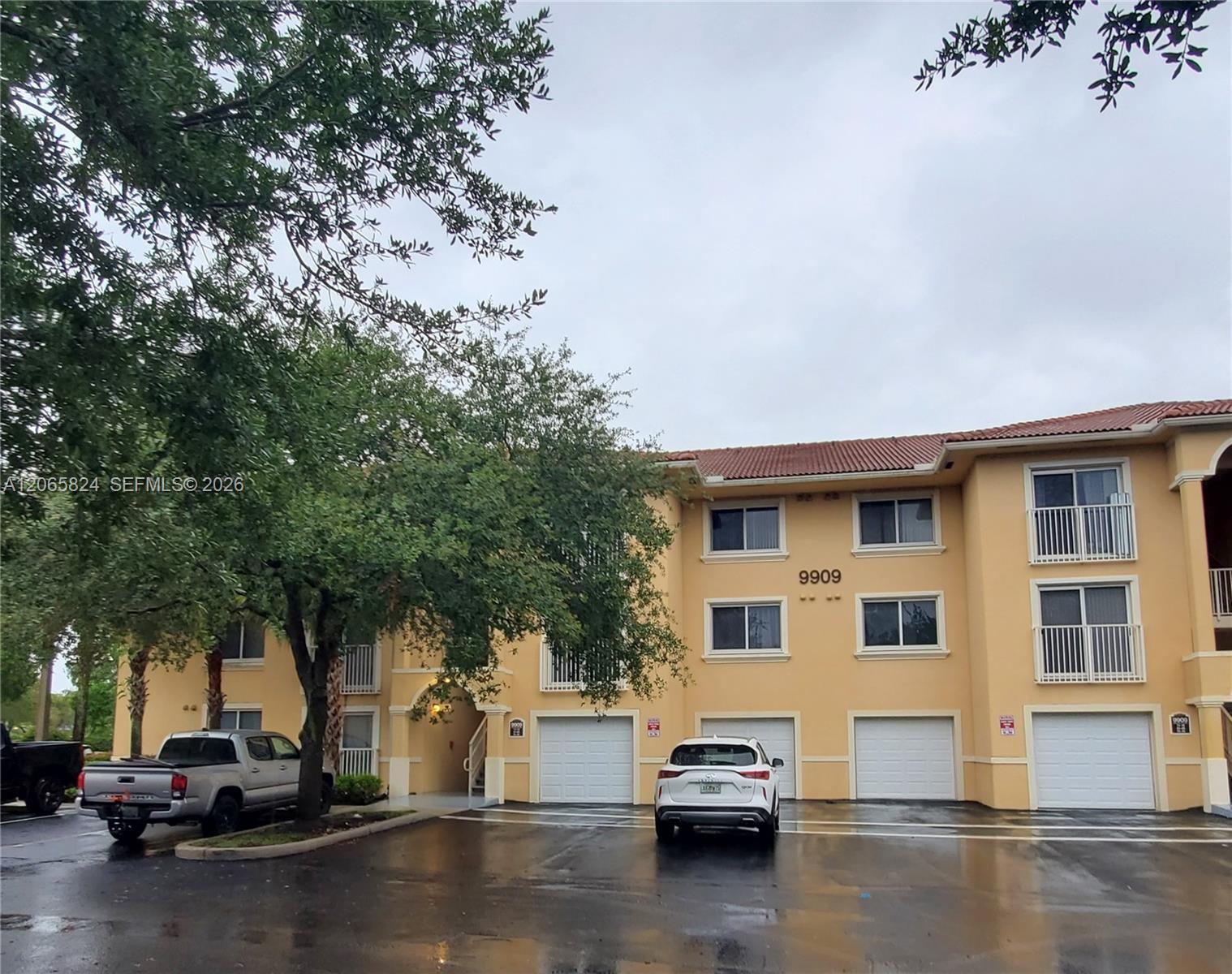 9909 Westwood Dr # 1, Tamarac FL 33321 photo 3