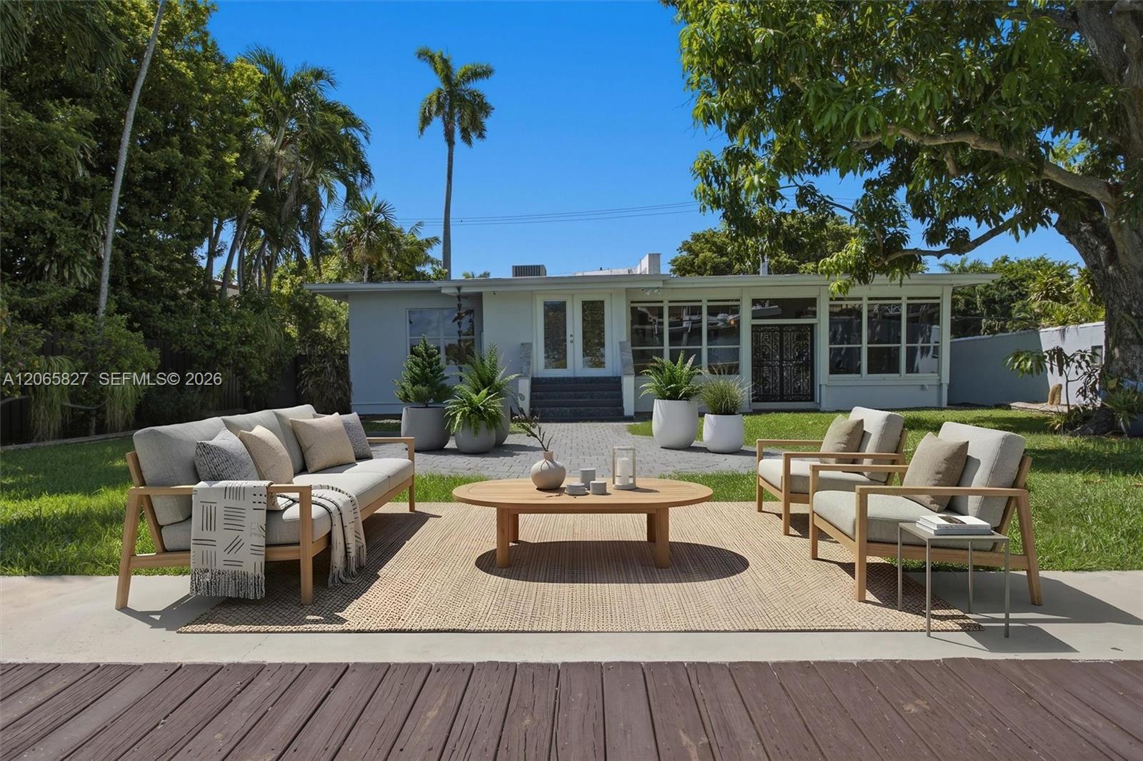 1525 Calais Dr, Miami Beach FL 33141 photo 3