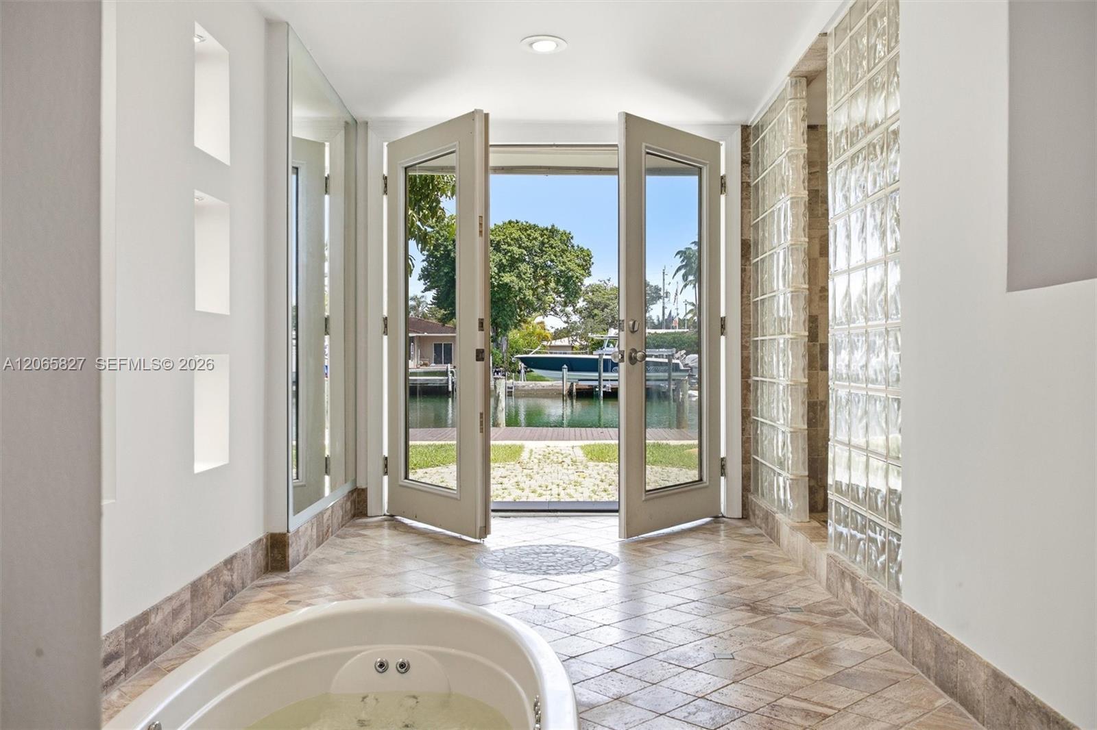 1525 Calais Dr, Miami Beach FL 33141 photo 5