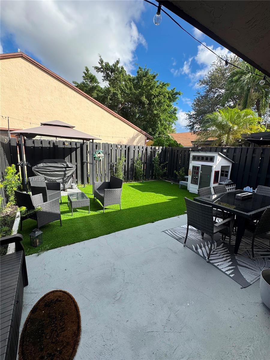 11083 NW 38th Pl, Sunrise FL 33351 photo 4