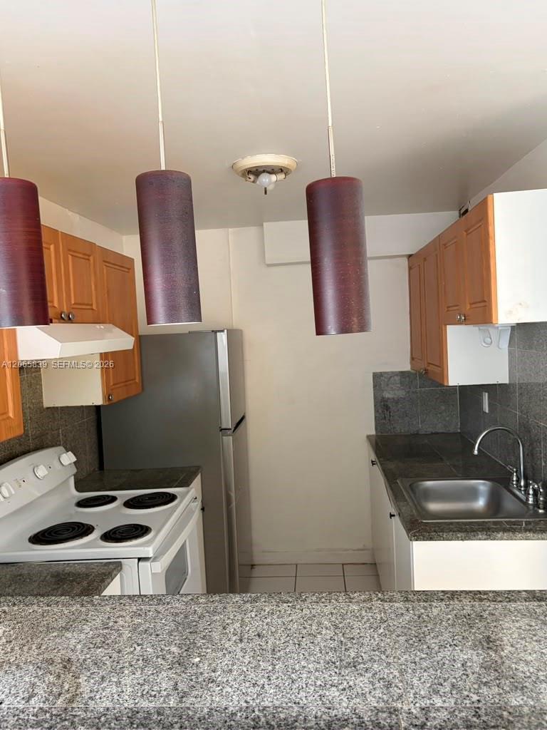 2138 SW 6th St # 102, Miami FL 33135 photo 3