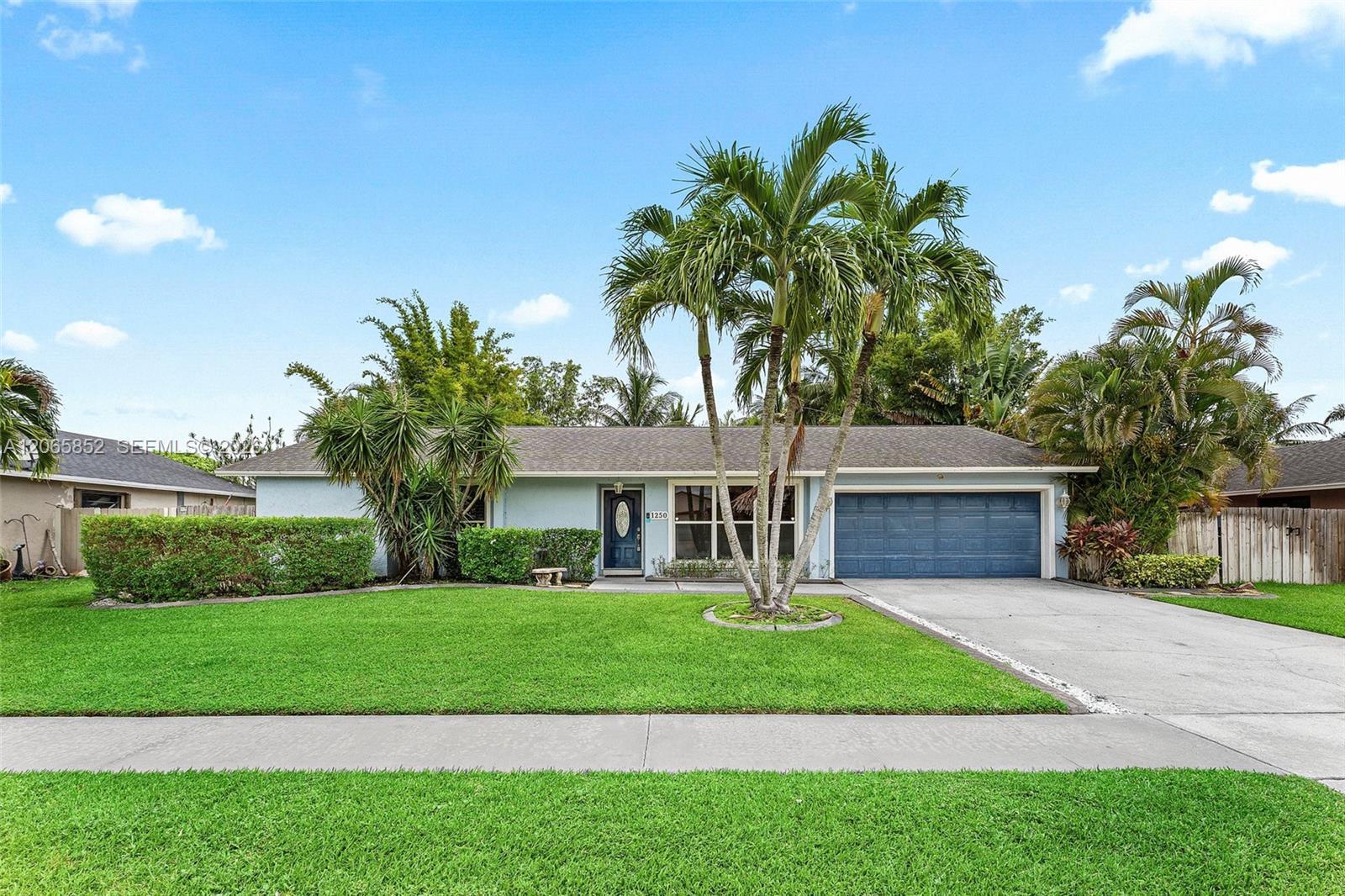 1250 Belmore Ter, Wellington FL 33414
