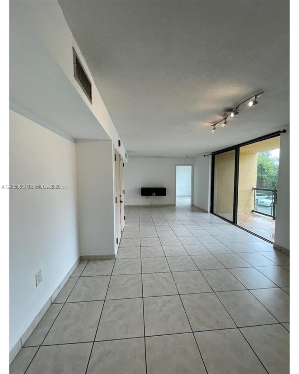 11750 SW 18th St # 1, Miami FL 33175 photo 4