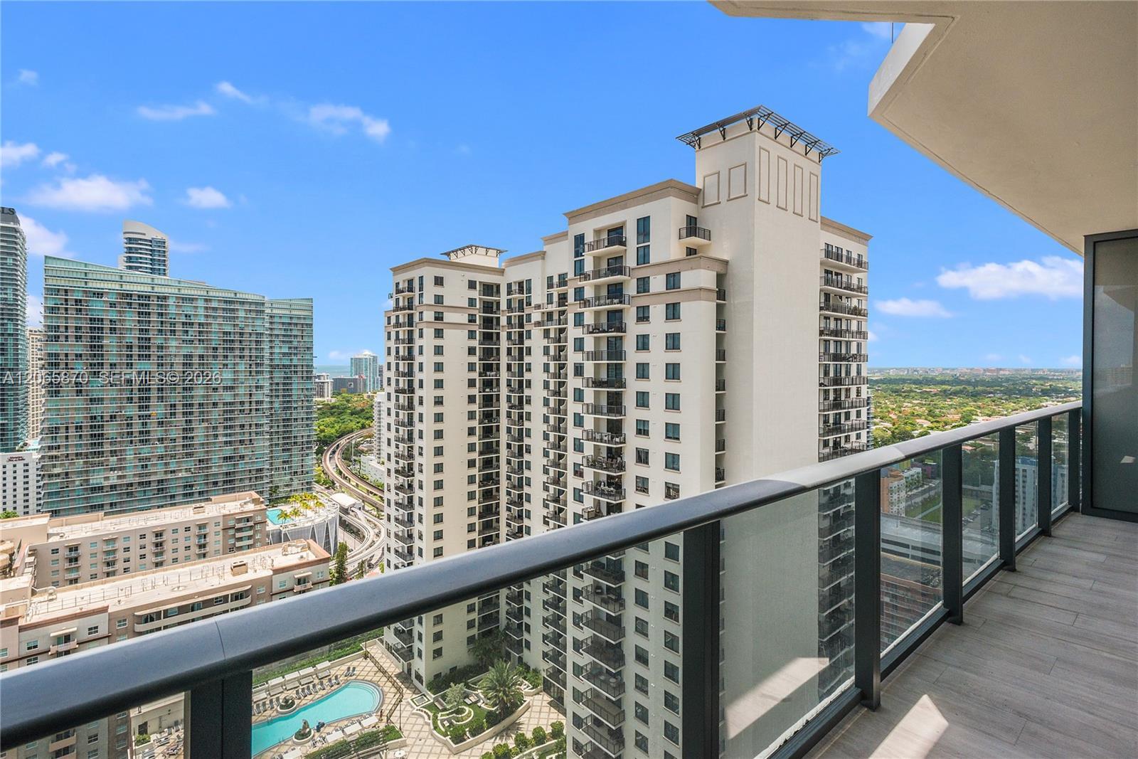 55 SW 9 St # 2805, Miami FL 33129 photo 2
