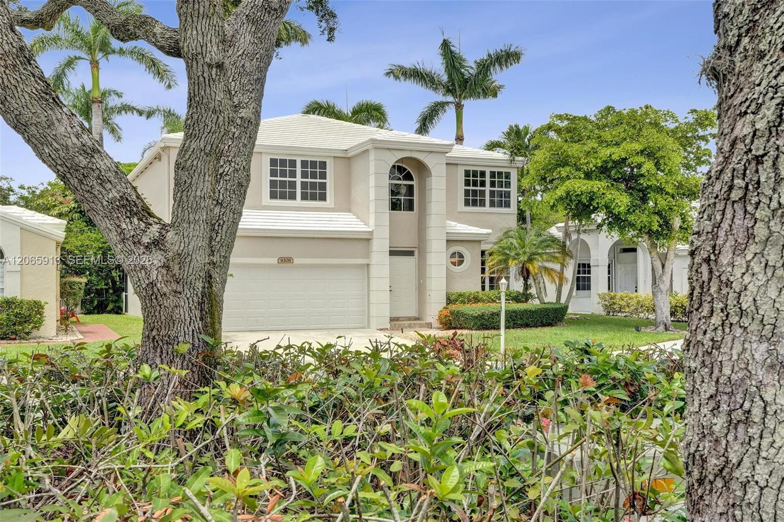 9308 NW 8th Cir, Plantation FL 33324
