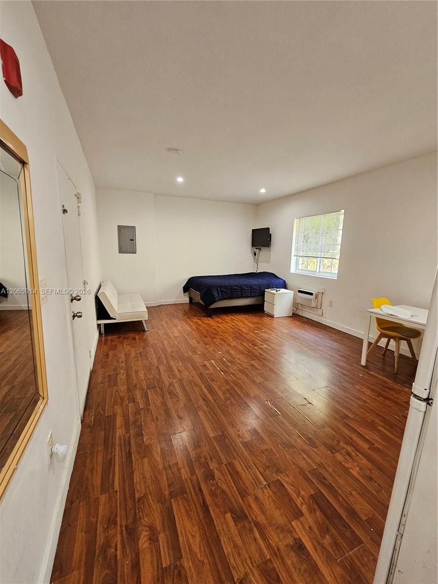 1345 Pennsylvania Ave # 3C, Miami Beach FL 33139 photo 2