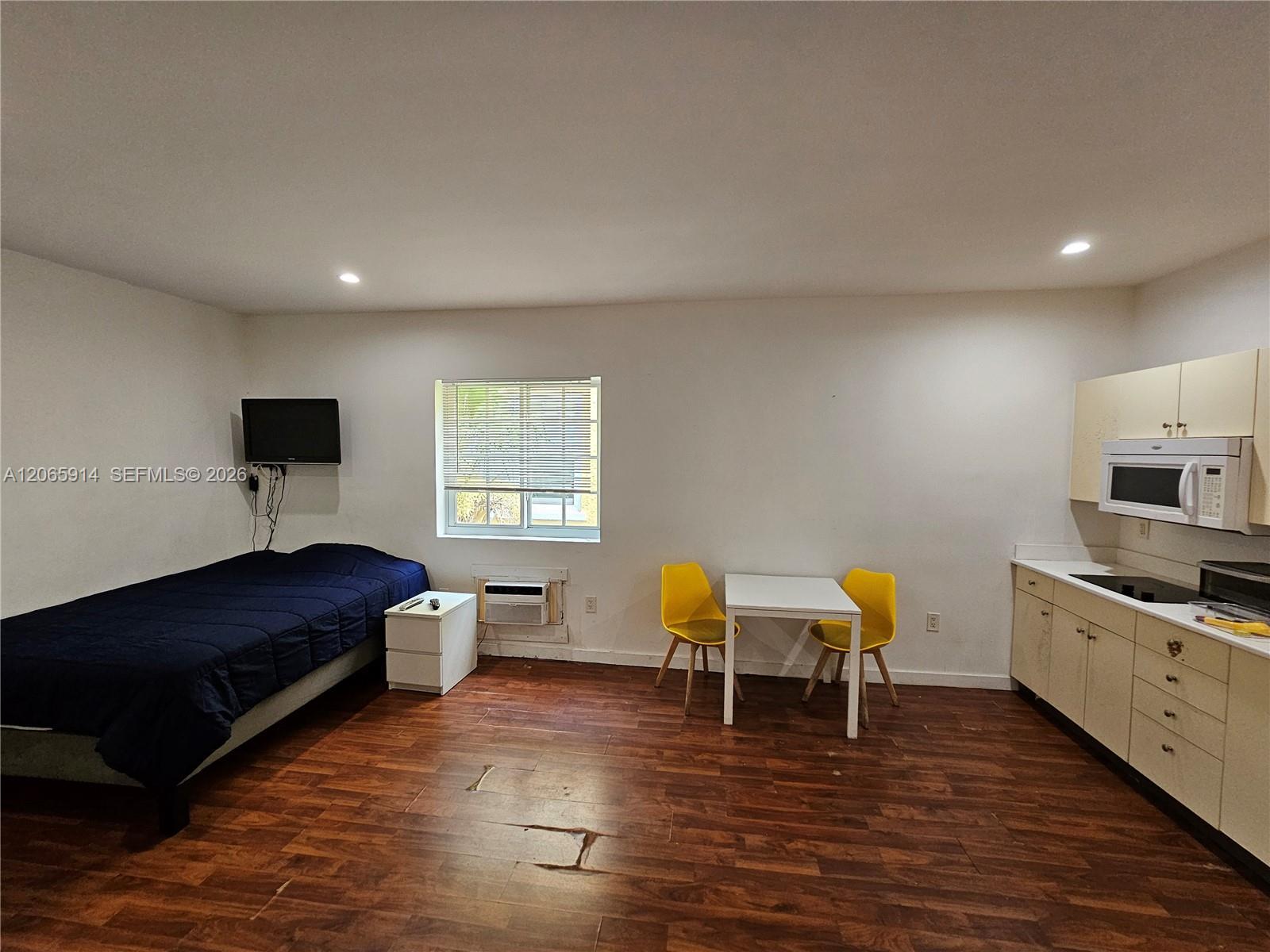 1345 Pennsylvania Ave # 3C, Miami Beach FL 33139 photo 4