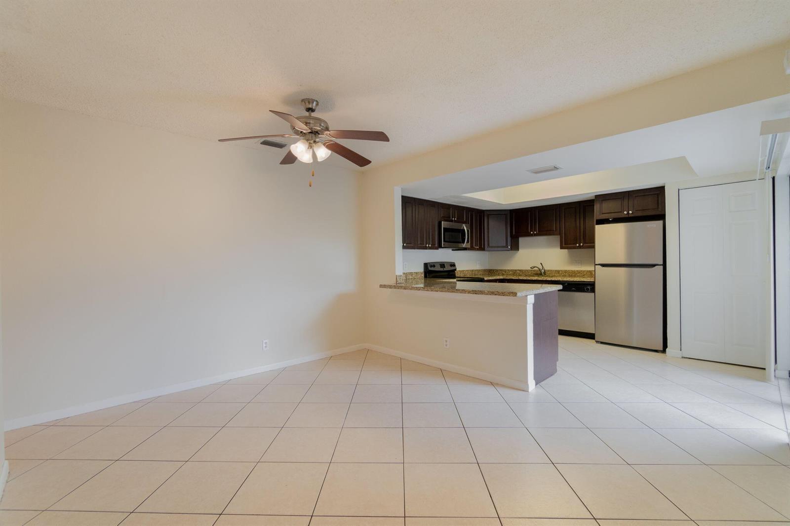 1530 Shaker Circle, Wellington FL 33414 photo 4