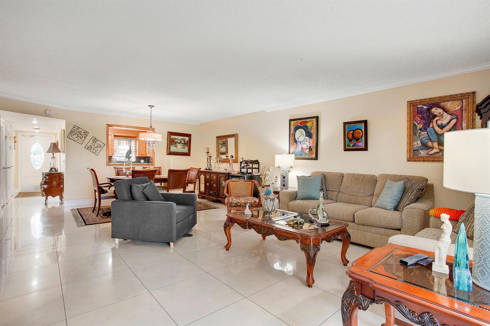 211 S Hollybrook Drive # 107, Pembroke Pines FL 33025 photo 4