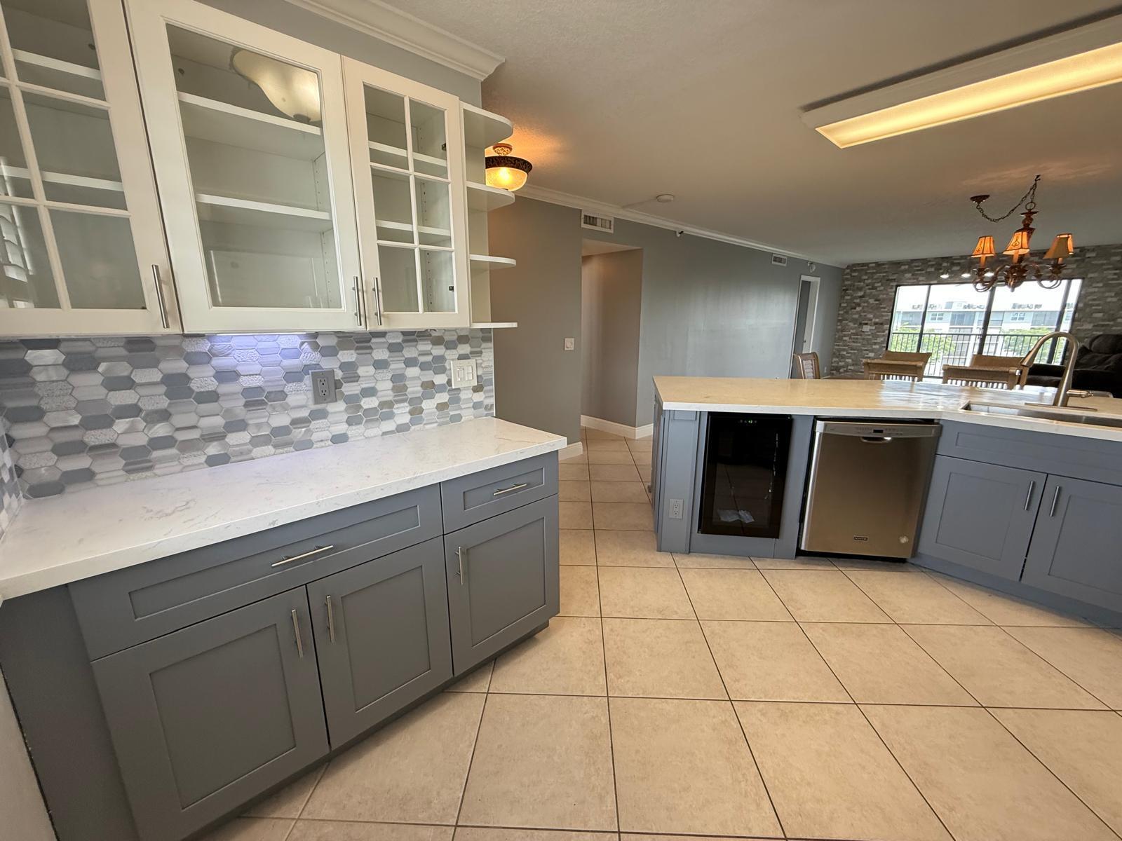 2215 CYPRESS ISLAND Drive # 505, Pompano Beach FL 33069 photo 2