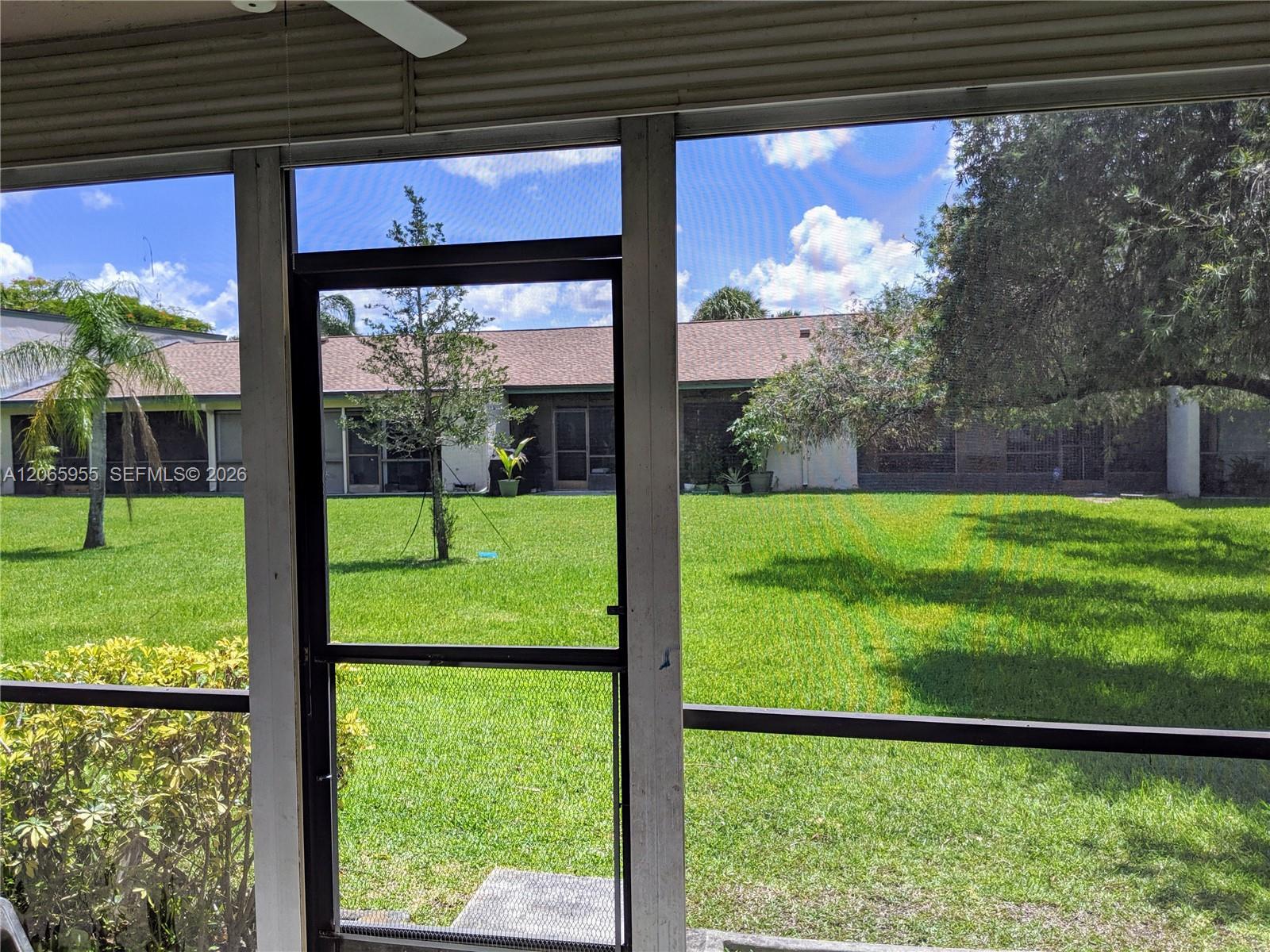 460 Lakeview Dr # 4, Weston FL 33326 photo 5