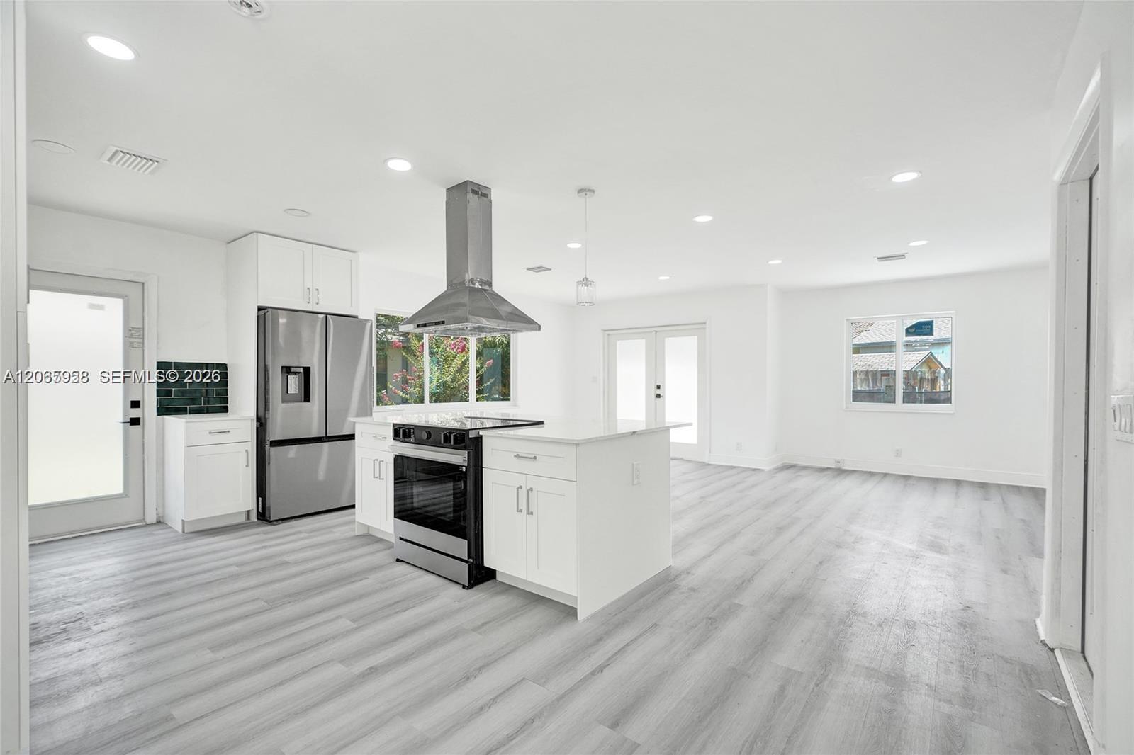 2343 NW 28th St # 1, Oakland Park FL 33311 photo 3