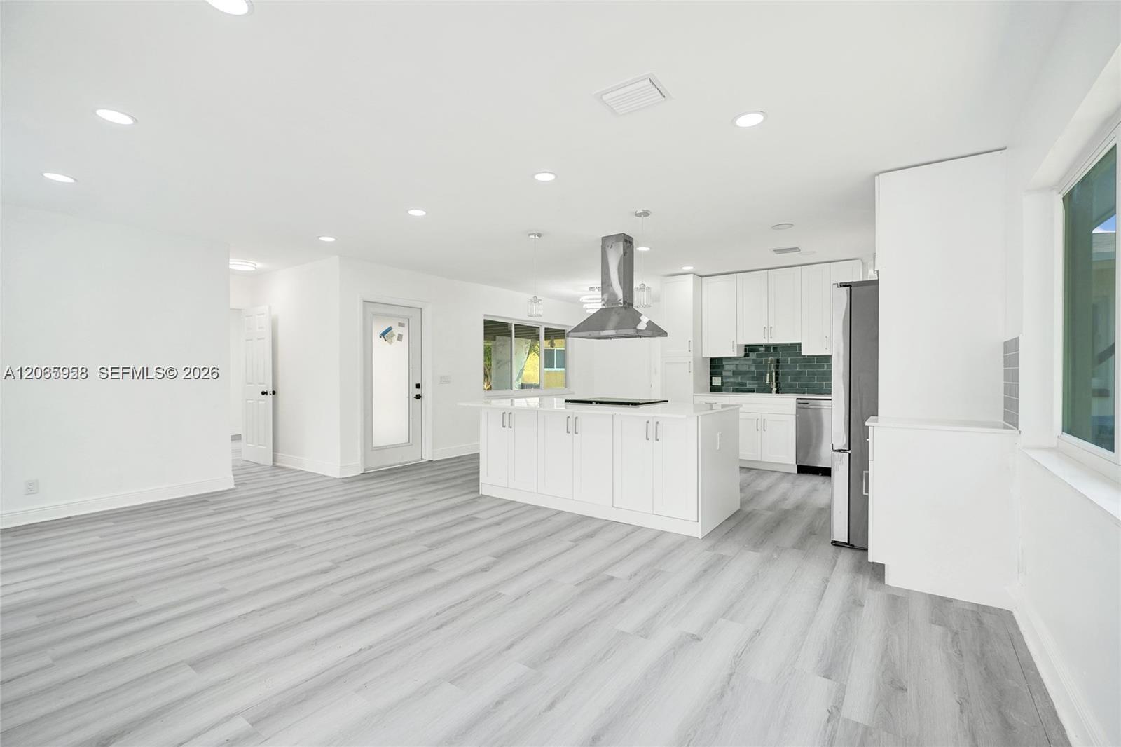2343 NW 28th St # 1, Oakland Park FL 33311 photo 4