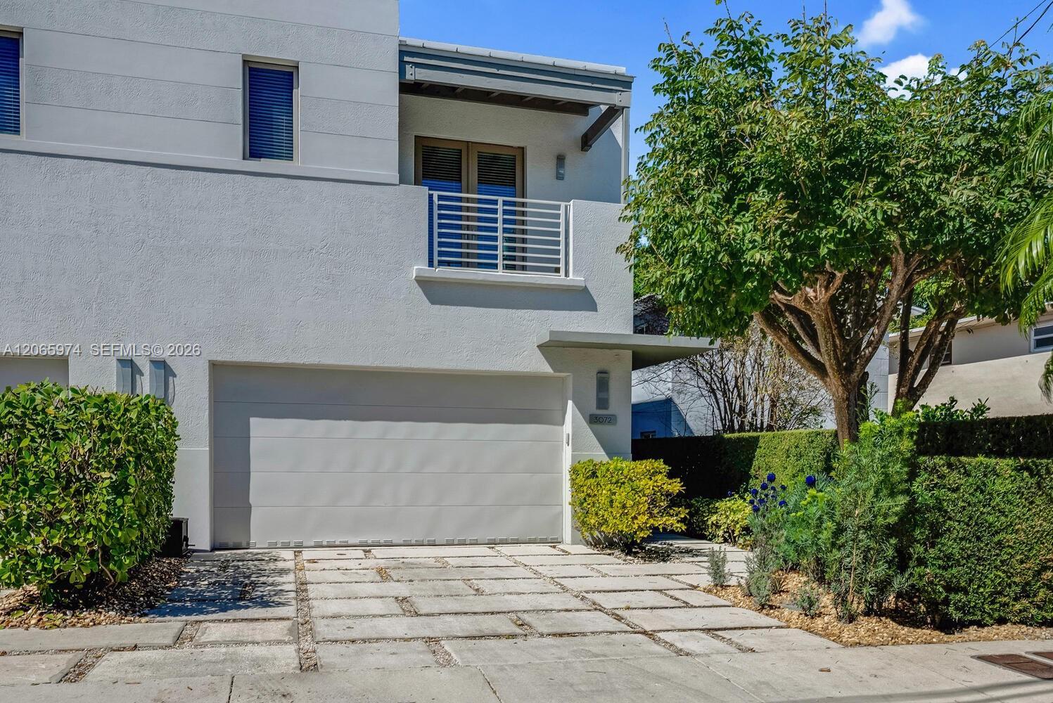 3072 Carter St, Miami FL 33133