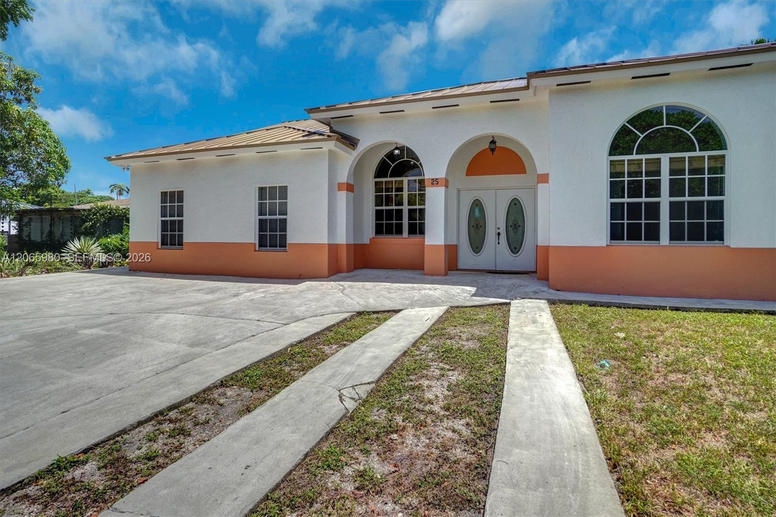 25 Ludlam Dr, Miami Springs FL 33166 photo 2