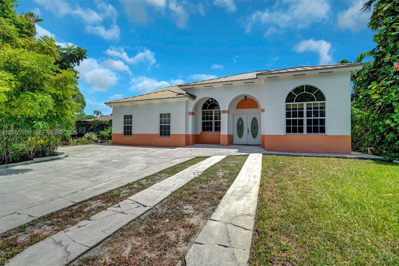 25 Ludlam Dr, Miami Springs FL 33166 photo 3