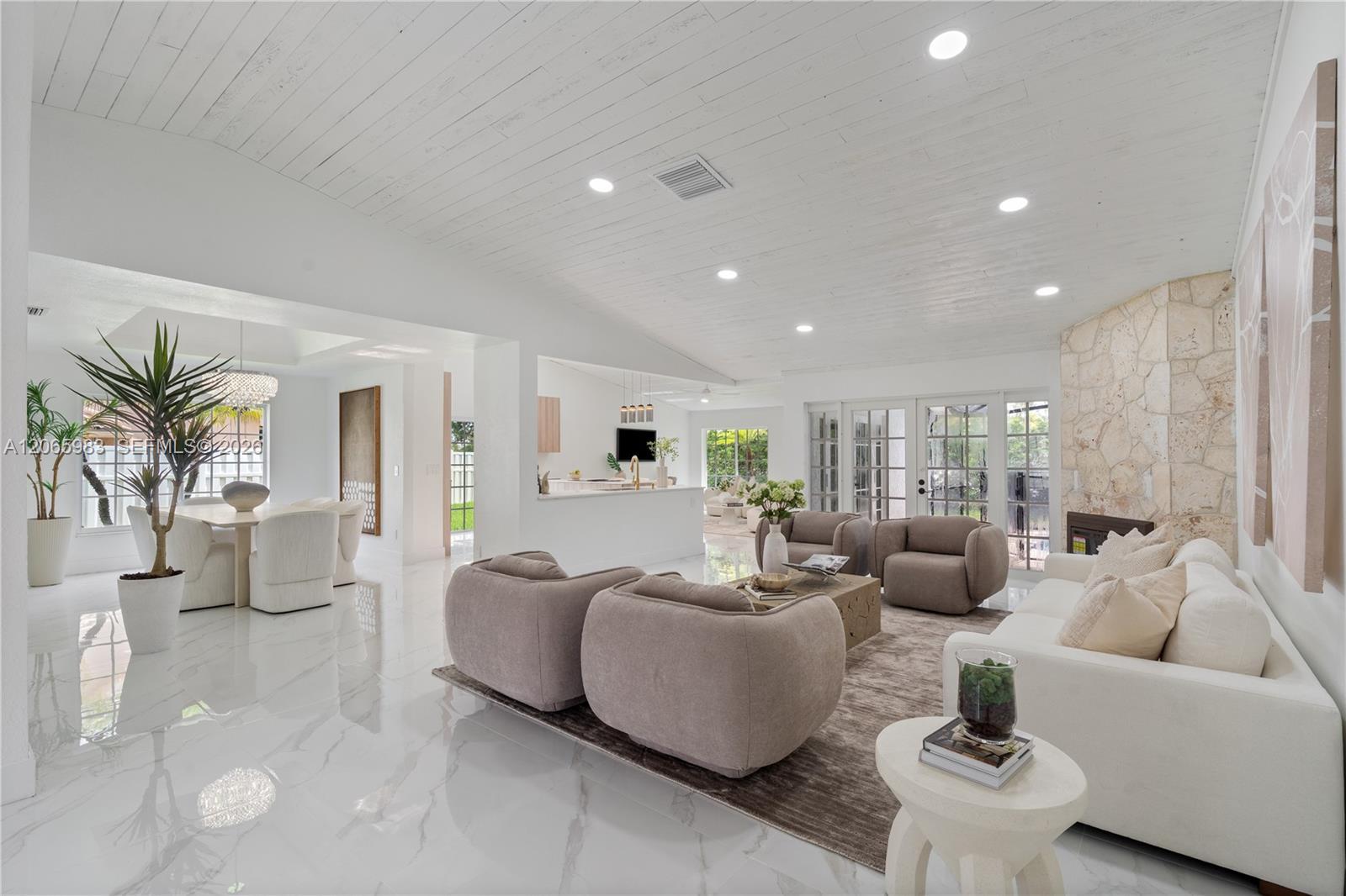 695 NW 107th Ln, Coral Springs FL 33071 photo 4