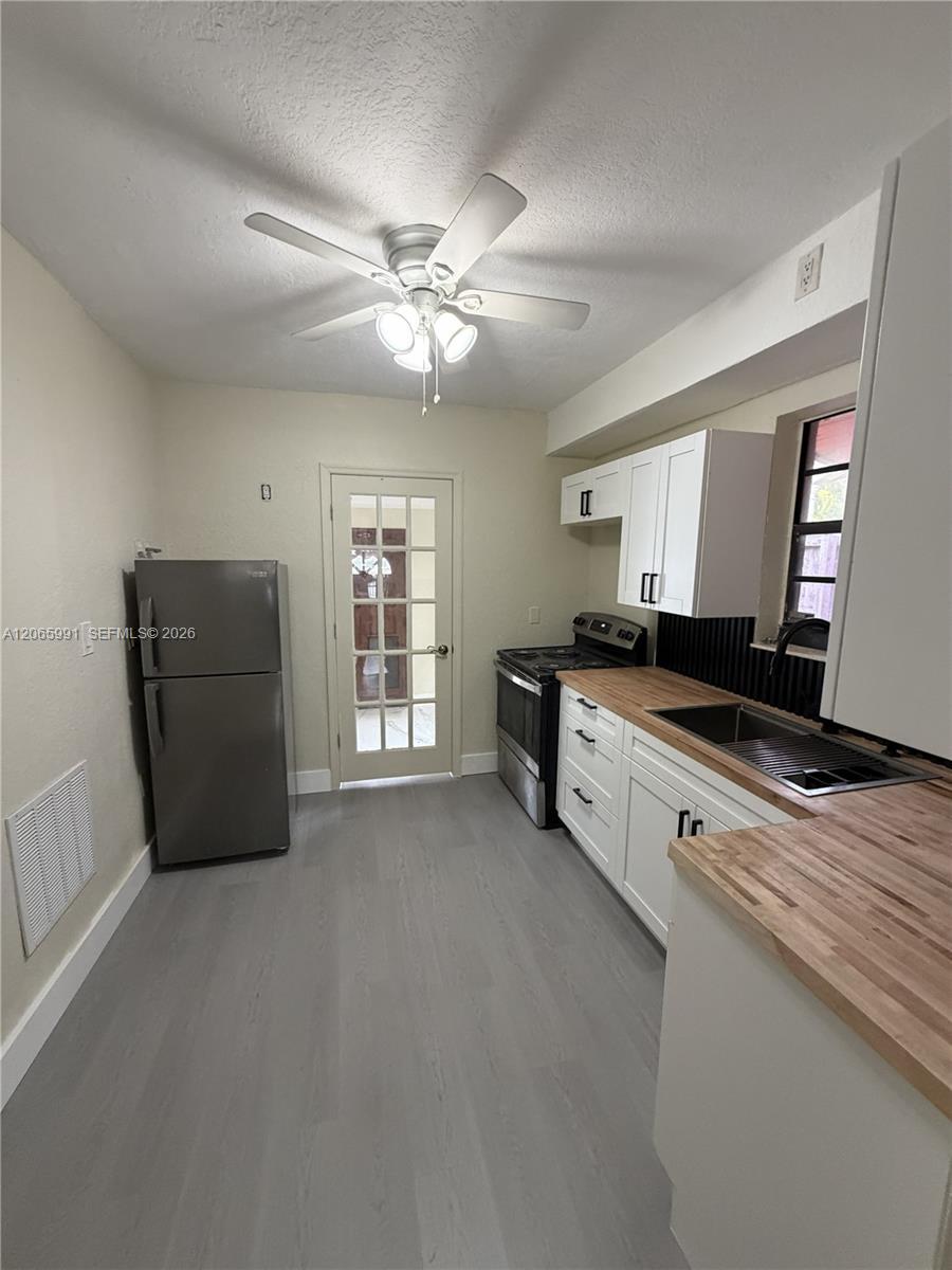 2424 SW 21st Ter, Miami FL 33145 photo 5