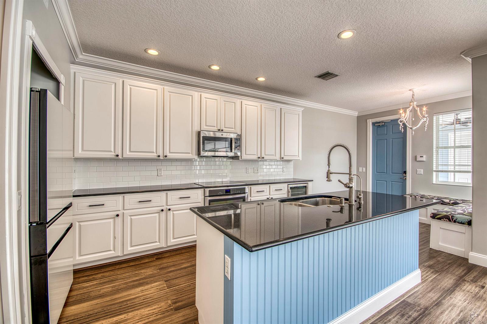 240 Poinciana Drive, Jupiter FL 33458 photo 2