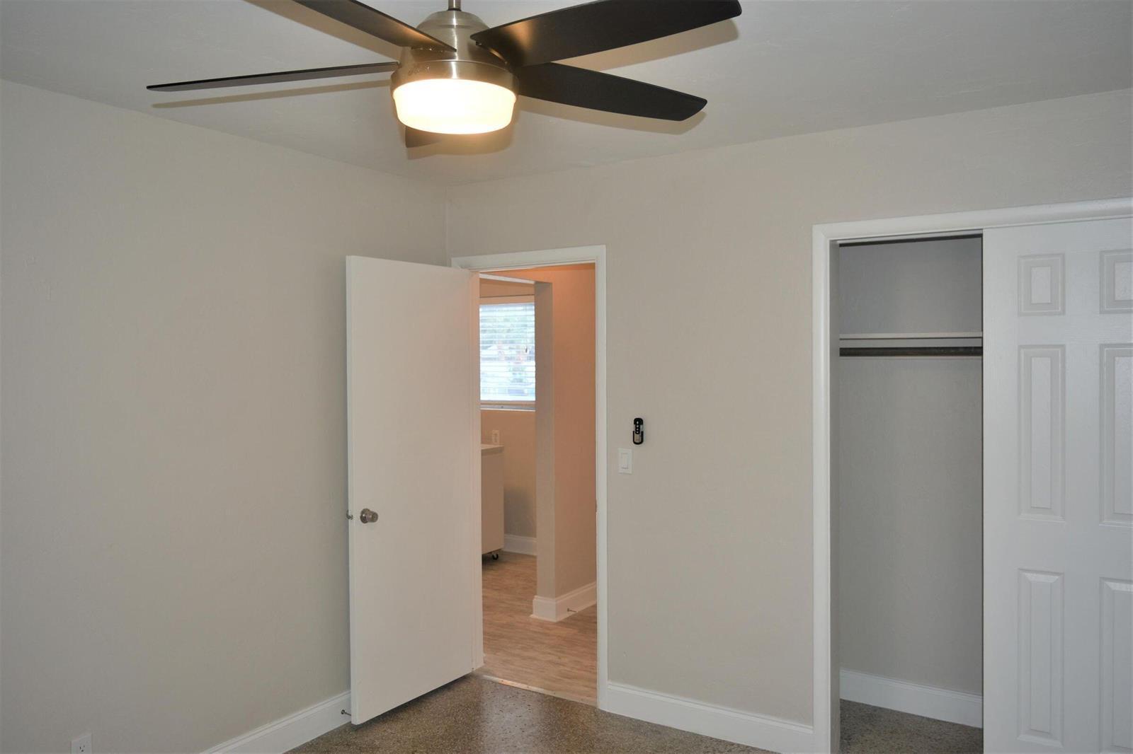 101 S Palmway Unit 5, FL 33460 photo 2