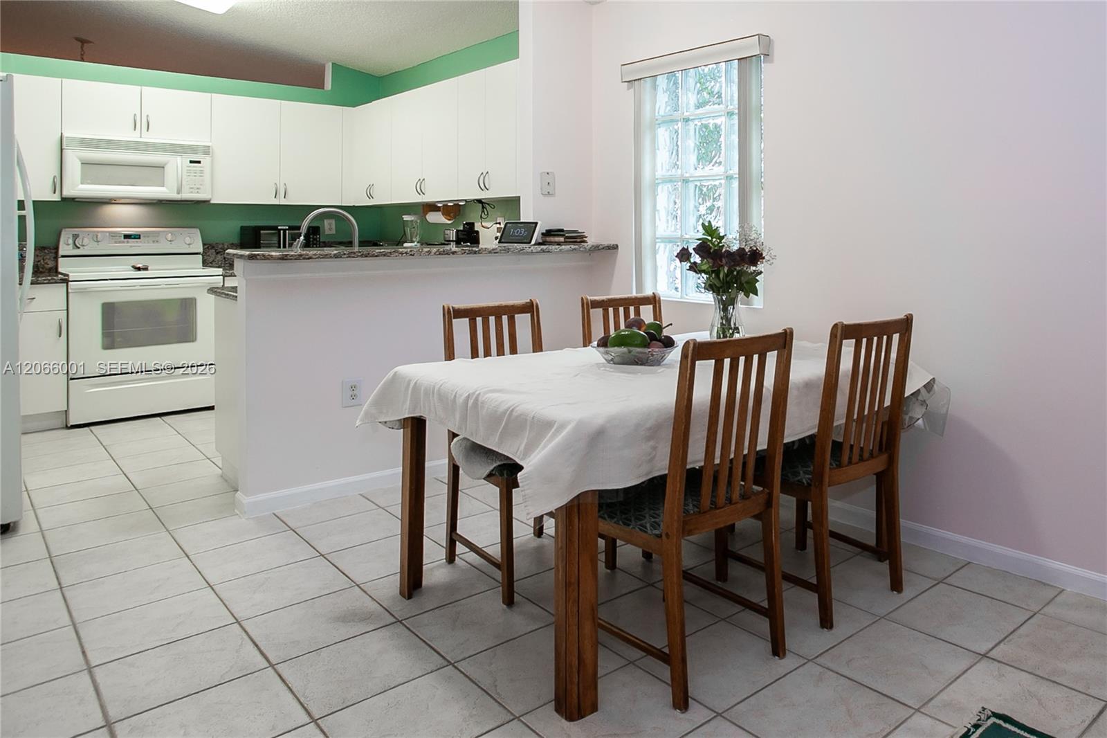 474 SW 205th Ave, Pembroke Pines FL 33029 photo 5