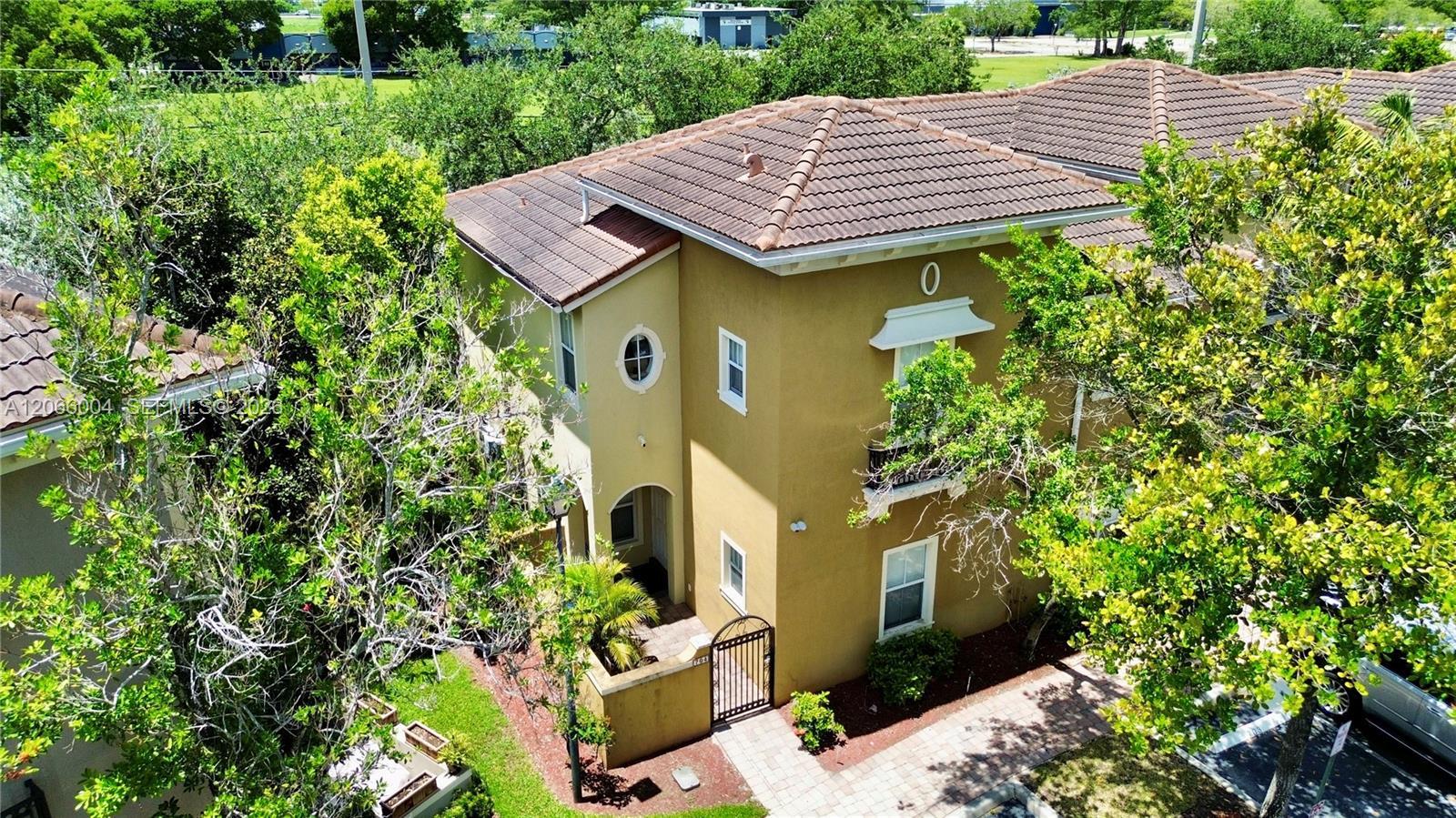 2851 W Prospect Rd # 704, Tamarac FL 33309 photo 3