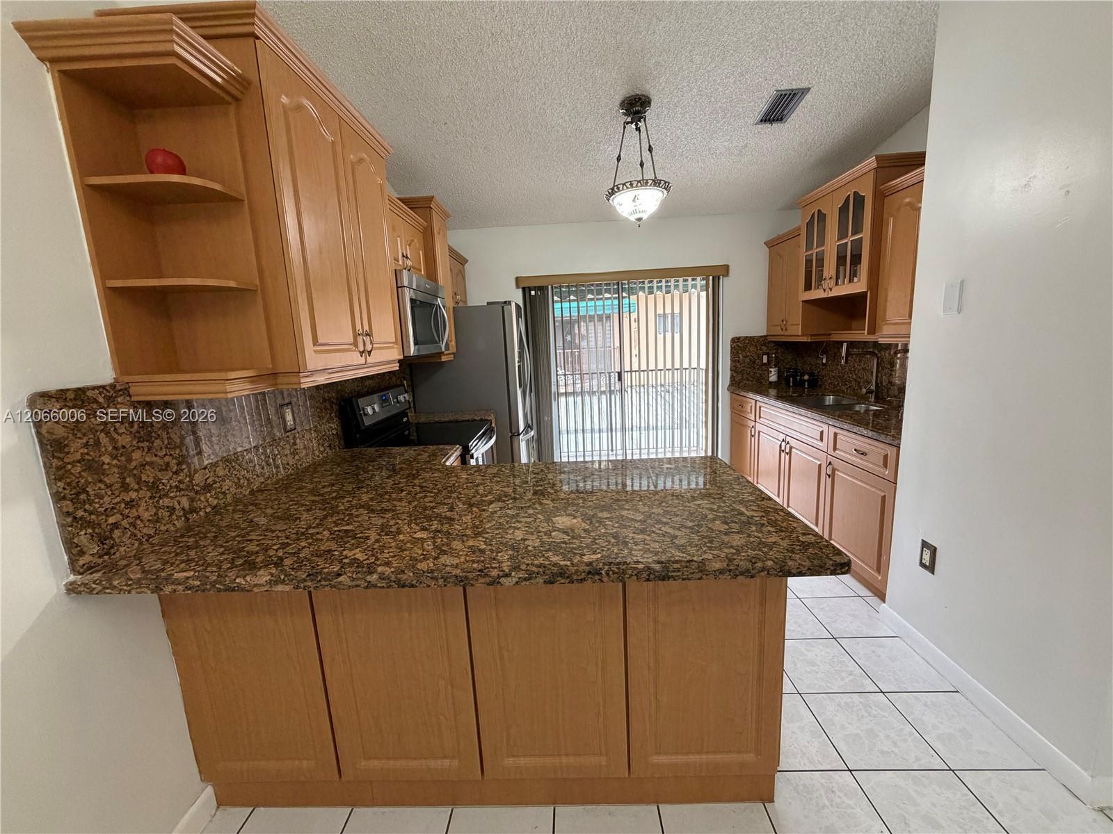 7792 W 29th Way # 202, Hialeah FL 33018 photo 2