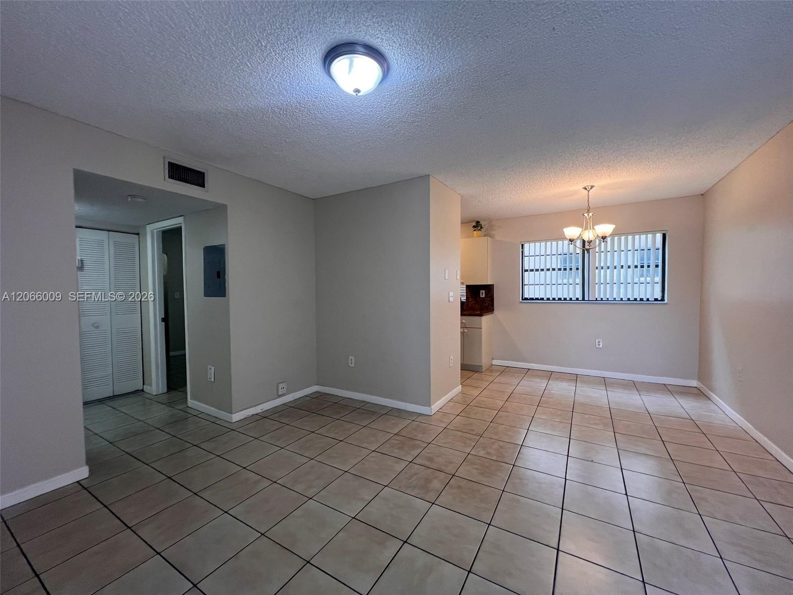 Hialeah, FL 33016 photo 3