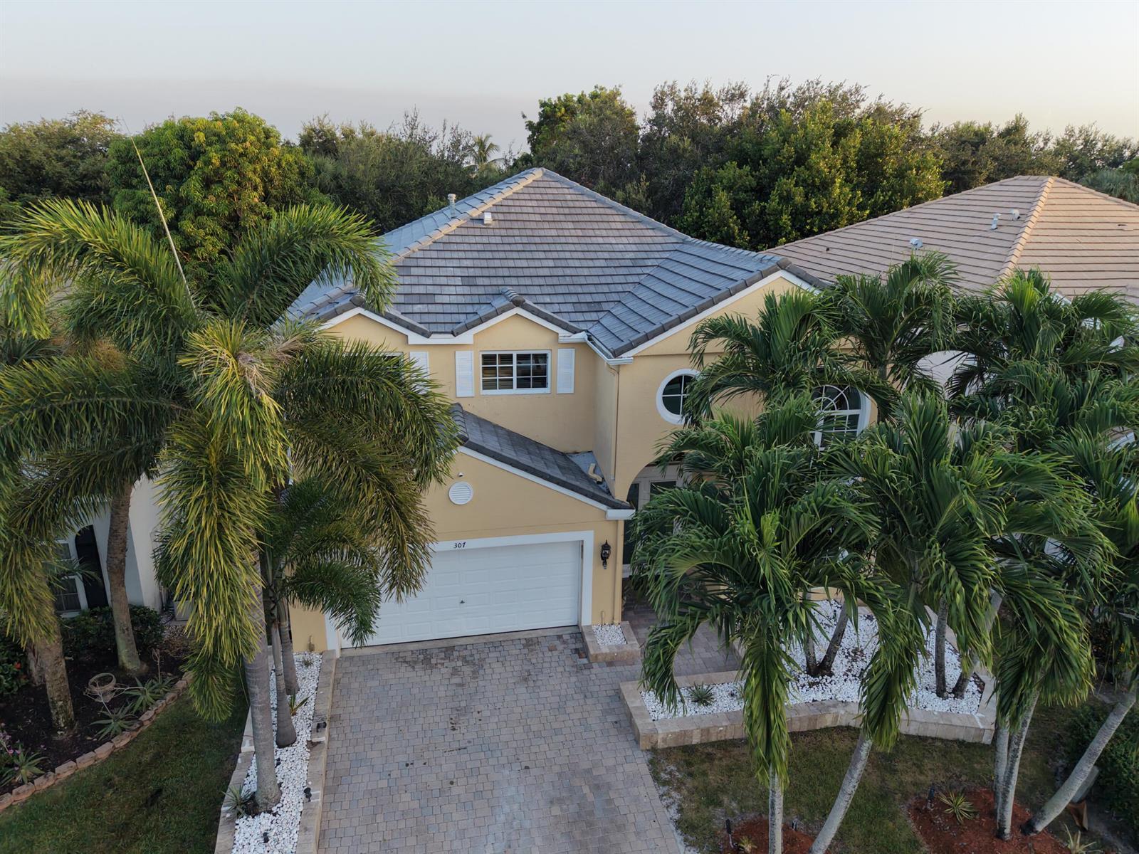 307 BERENGER Walk, Royal Palm Beach FL 33414 photo 2