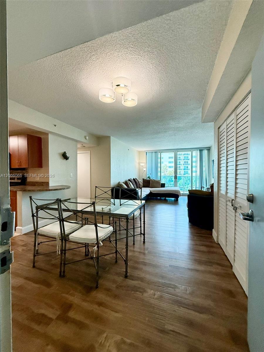 7501 E Treasure Dr # 3H, North Bay Village FL 33141 photo 3