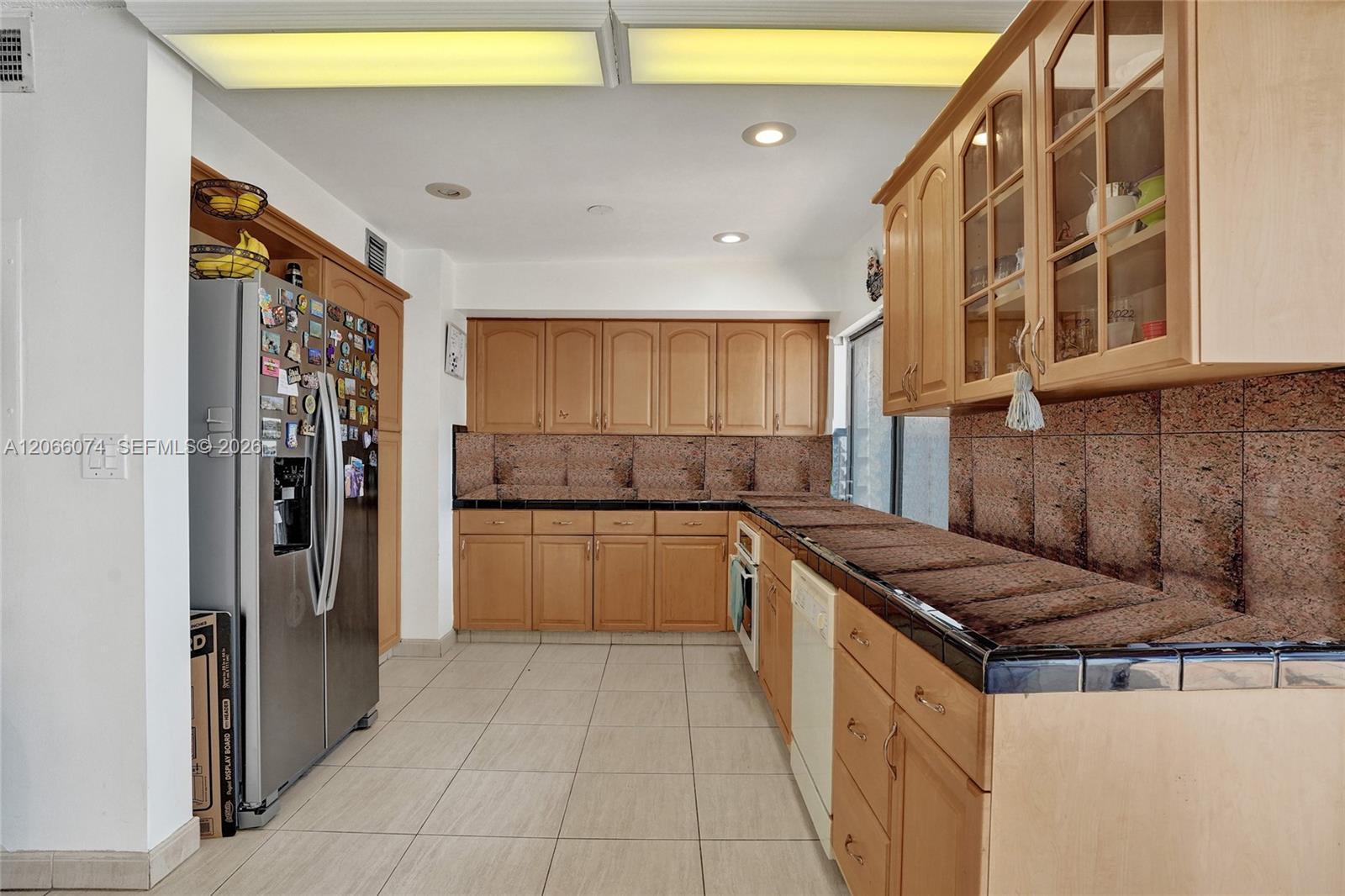 3003 Lakewood Ln, Hollywood FL 33021 photo 4