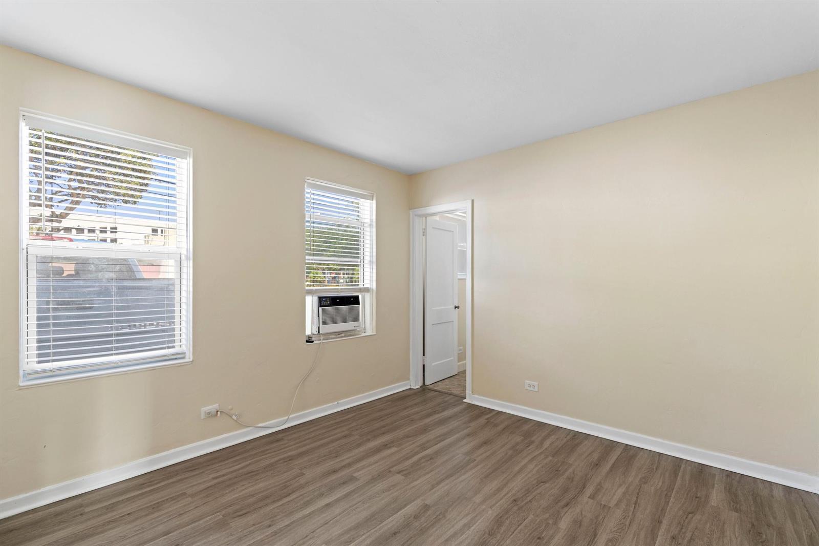 90 SE 5th Avenue, Delray Beach FL 33483 photo 3