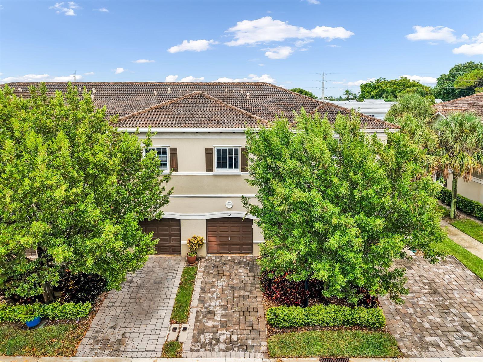 366 SE 1ST Way, Deerfield Beach FL 33441 photo 3