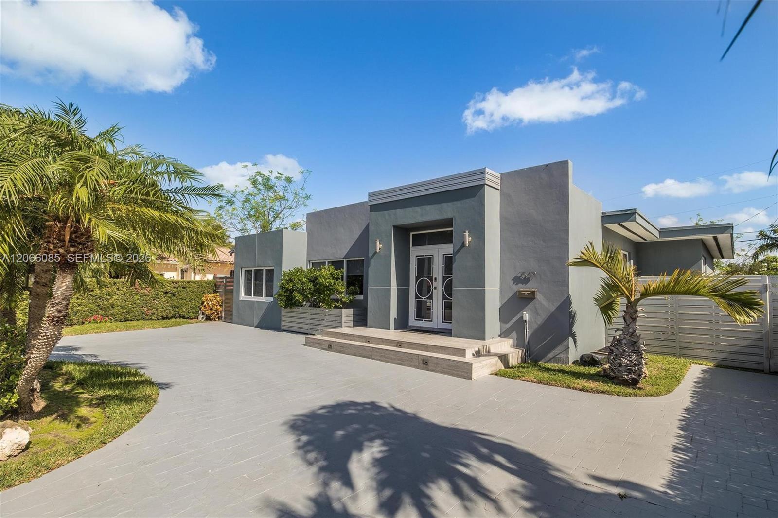 7549 Buccaneer Ave # 7549, North Bay Village FL 33141