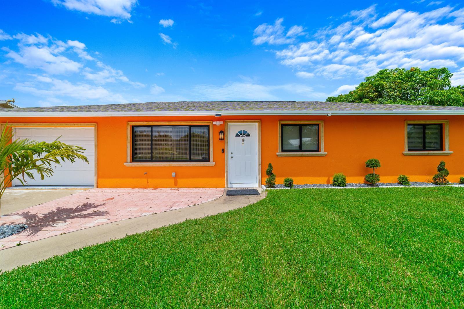 6767 Massachusetts Drive, Lake Worth FL 33462 photo 2