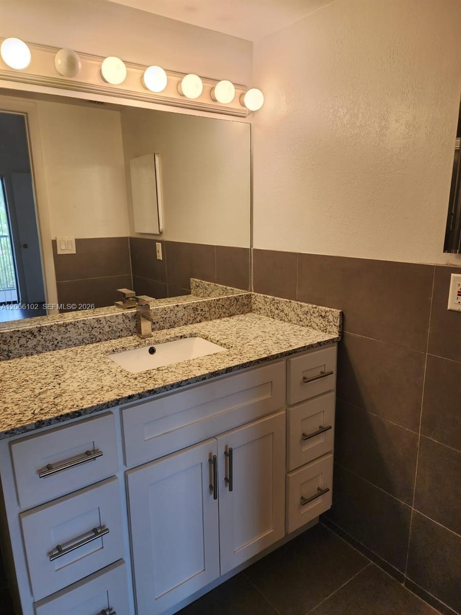 2445 SW 18th Ter # 711, Fort Lauderdale FL 33315 photo 5
