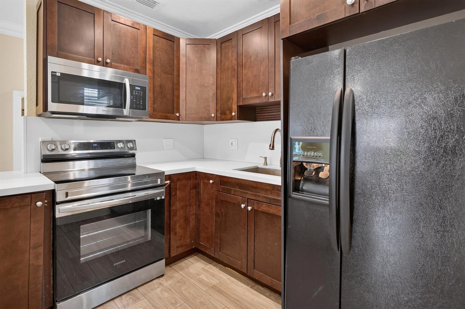 2681 NW 2nd Street, Boynton Beach FL 33435 photo 3