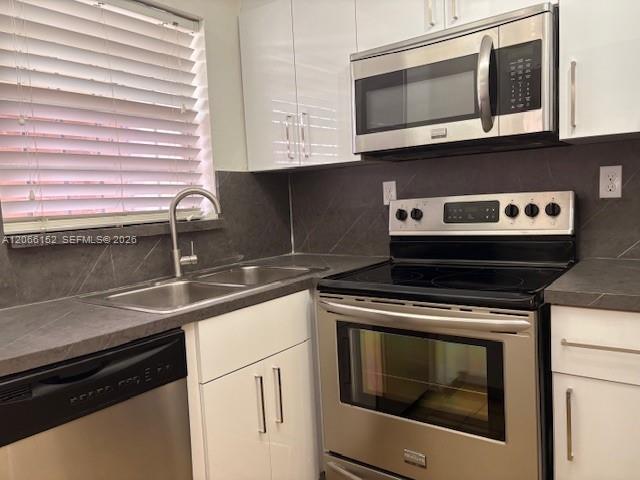 8893 Fontainebleau Blvd # 304, Miami FL 33172 photo 3