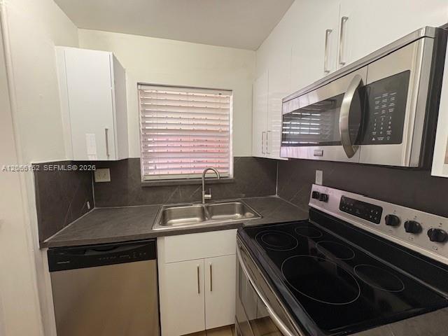 8893 Fontainebleau Blvd # 304, Miami FL 33172 photo 4