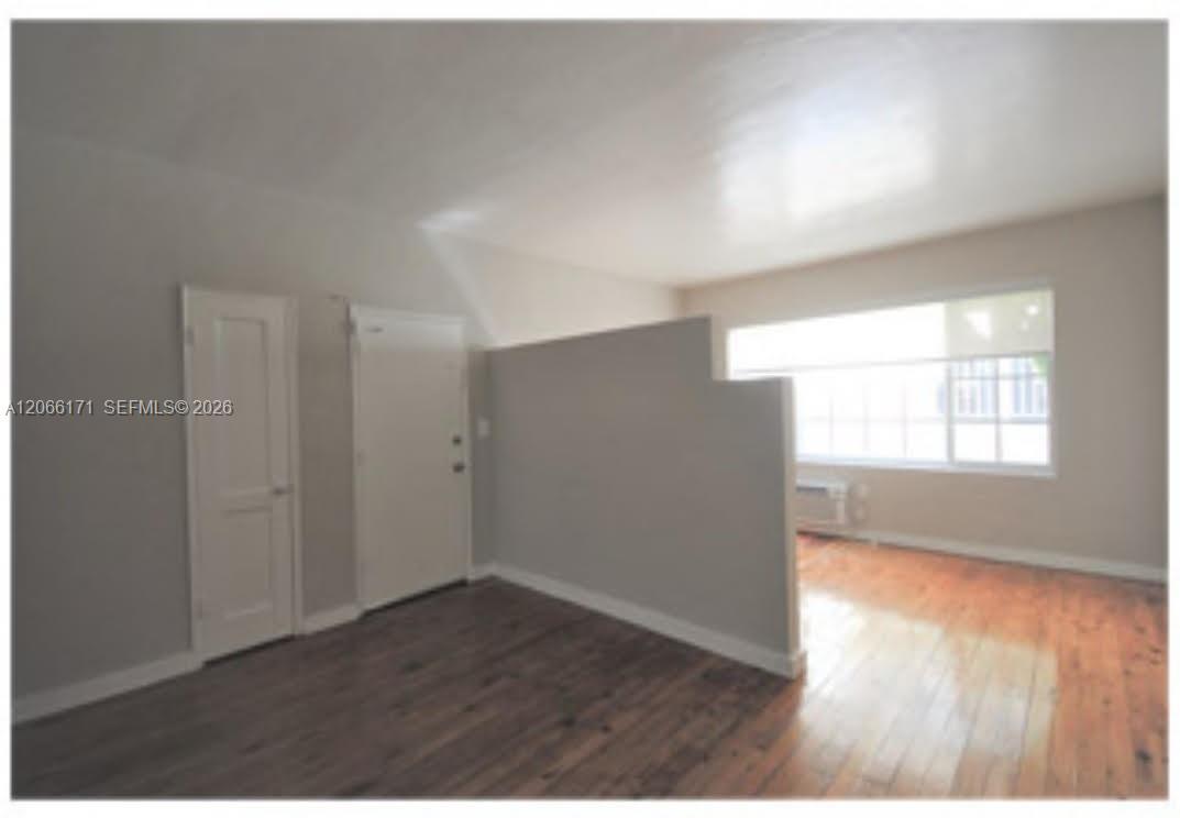 948 Meridian Ave # 10, Miami Beach FL 33139 photo 4