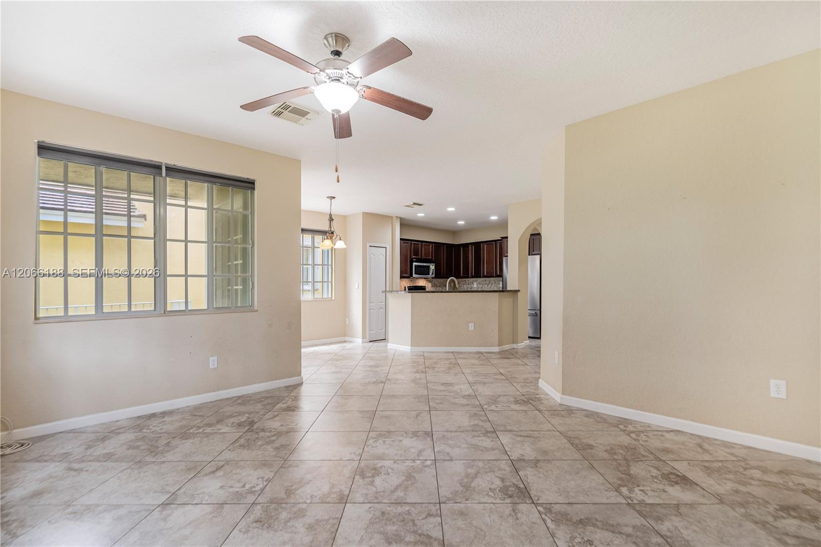 27621 SW 139th Pl, Homestead FL 33032 photo 4