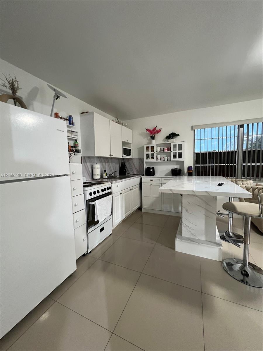 467B E 13th St # 467B, Hialeah FL 33010 photo 3