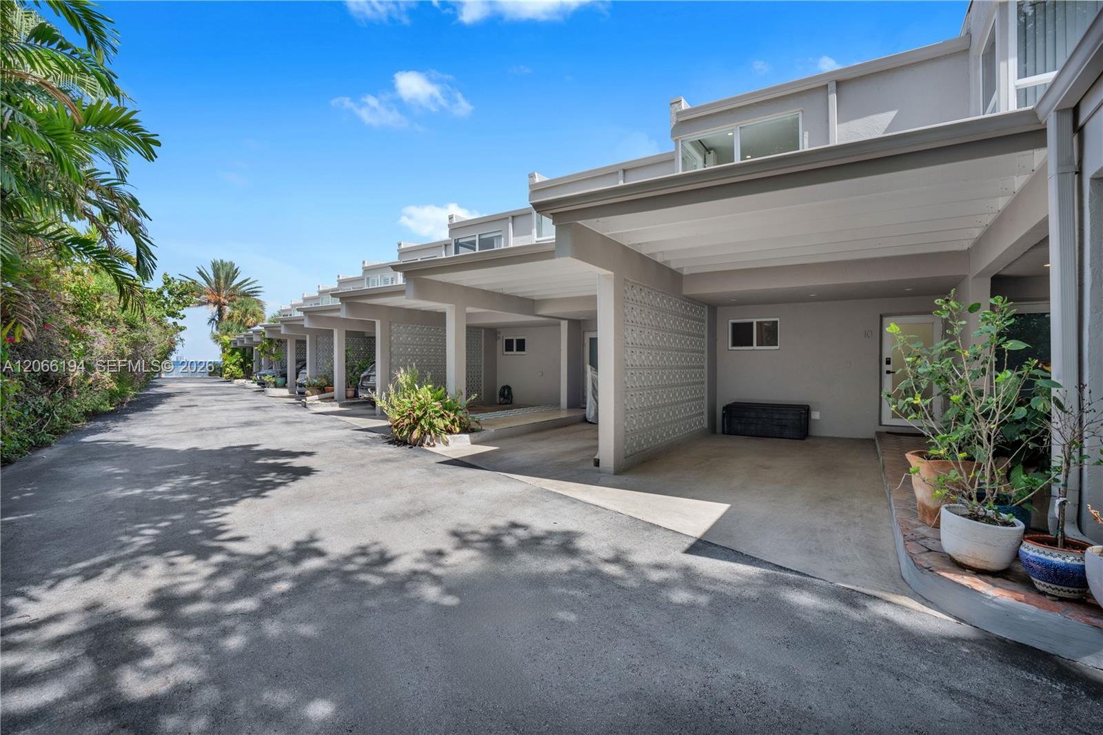 6011 N Bayshore Dr # 10, Miami FL 33137 photo 3