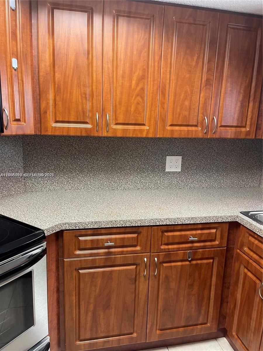 8225 Lake Dr # 108, Doral FL 33166 photo 5