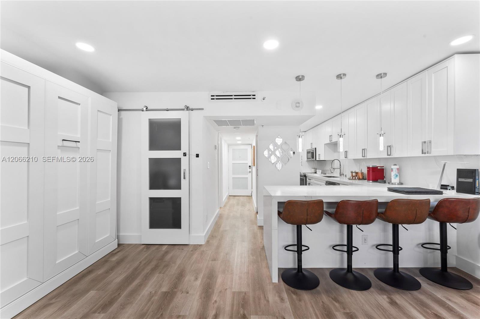 100 Lincoln Rd # 301, Miami Beach FL 33139 photo 2