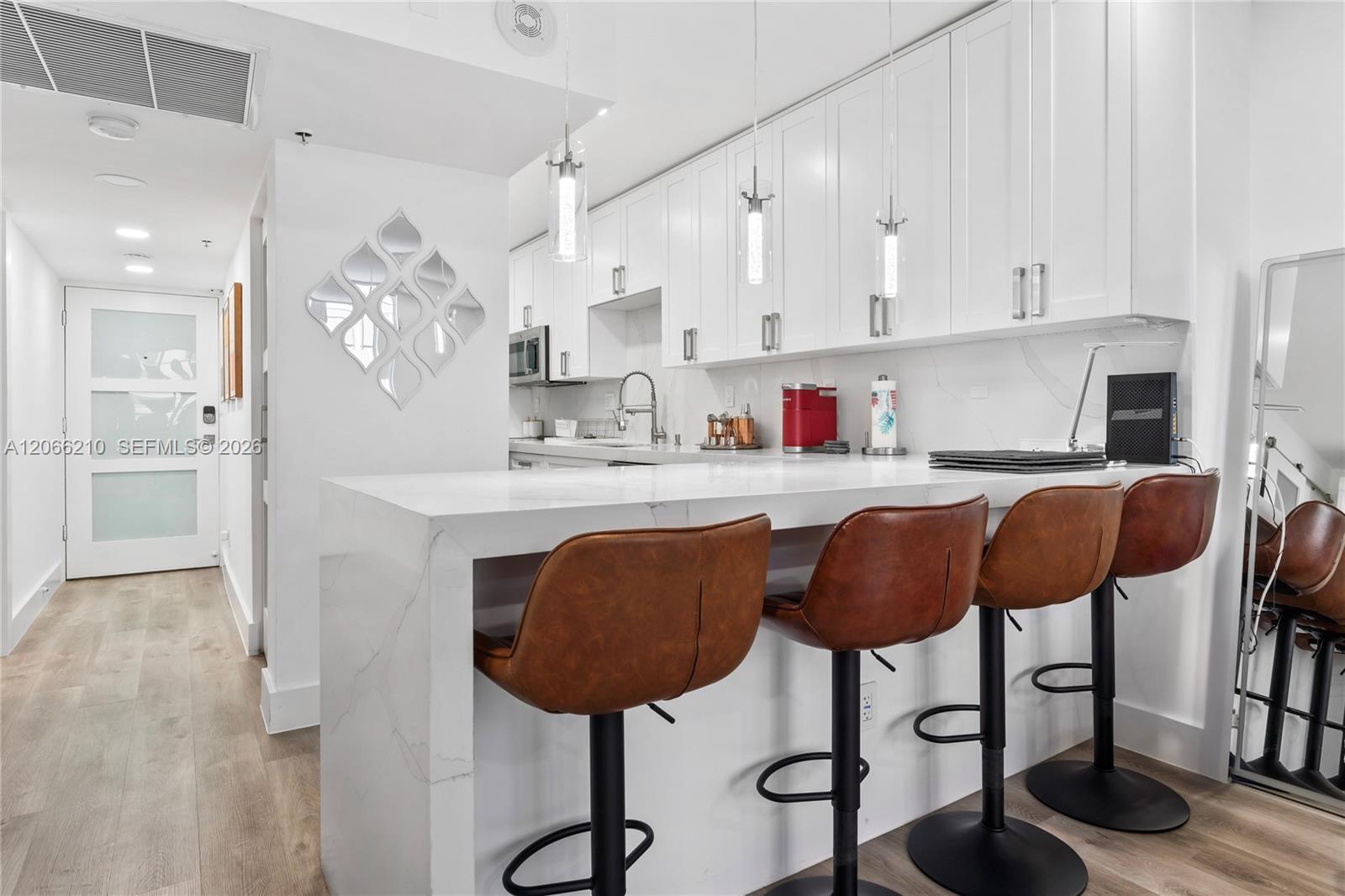 100 Lincoln Rd # 301, Miami Beach FL 33139 photo 3