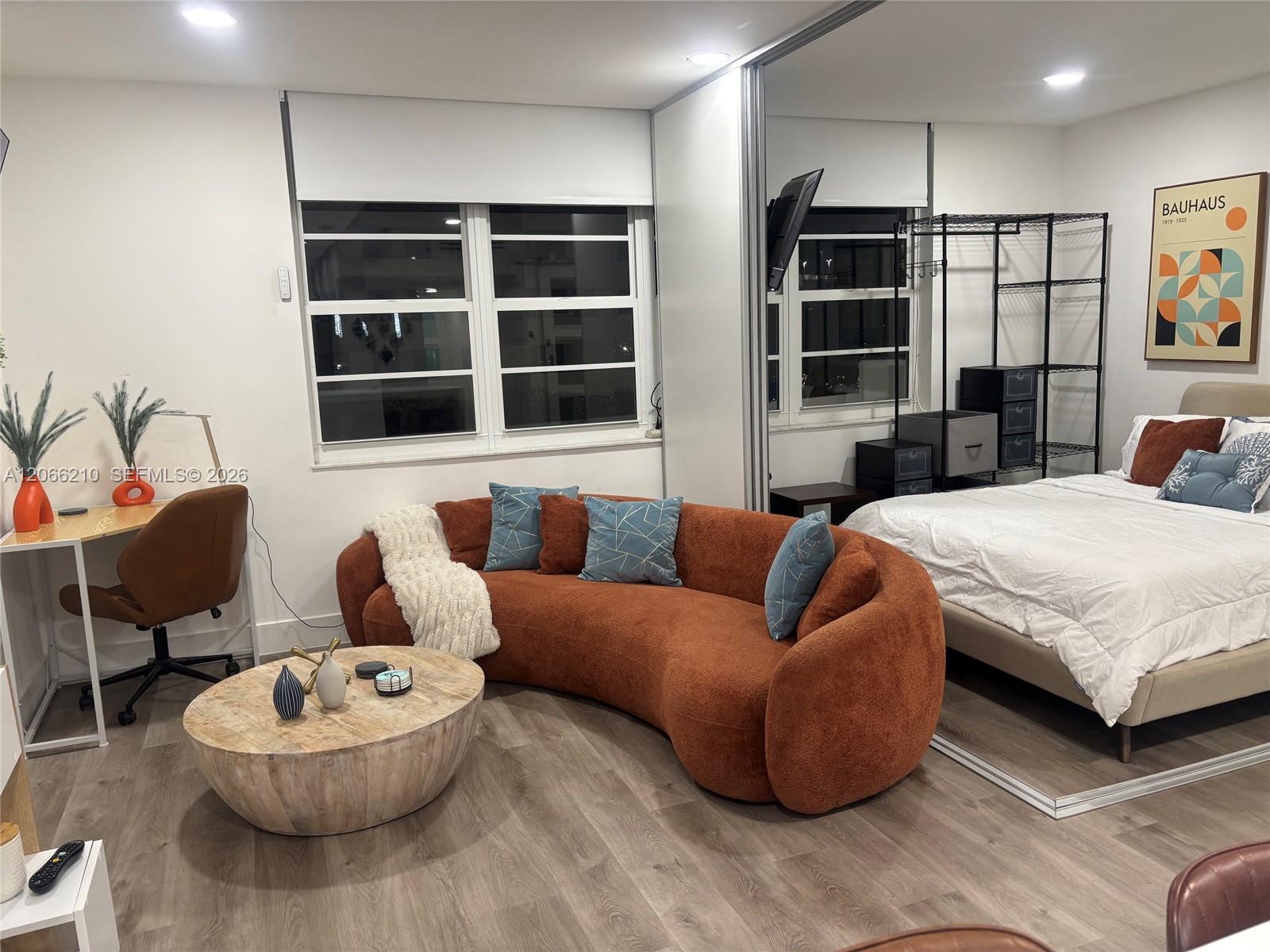 100 Lincoln Rd # 301, Miami Beach FL 33139 photo 5