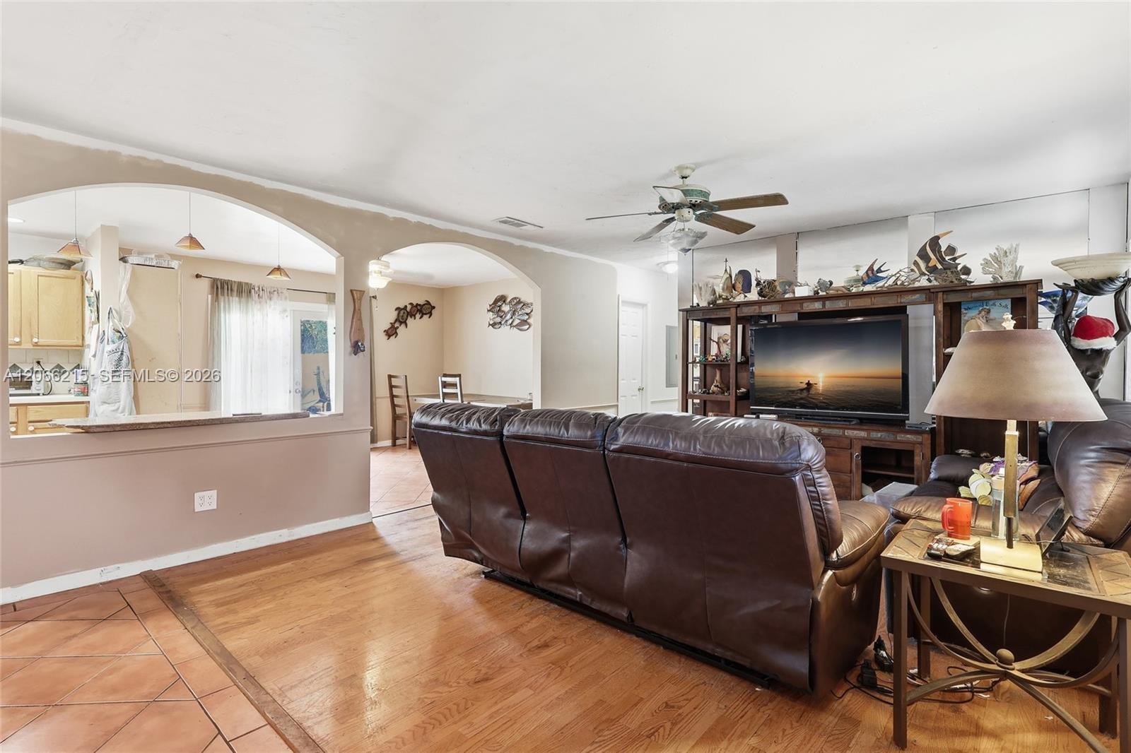 10235 Pan American Dr, Cutler Bay FL 33189 photo 4