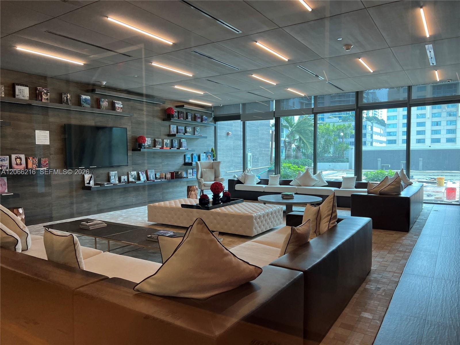 1080 Brickell Ave # 2805, Miami FL 33131 photo 2