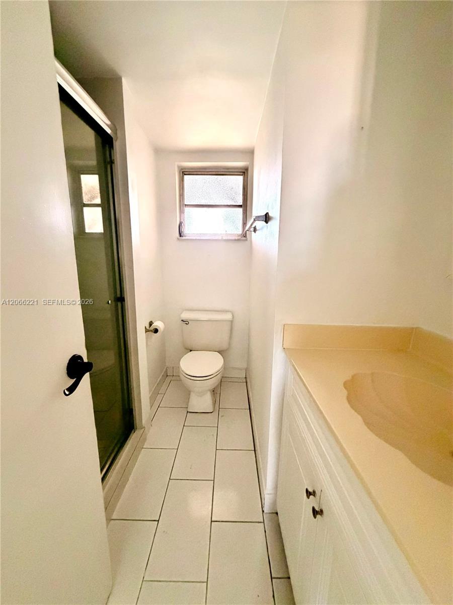 840 NW 87th Ave # 406, Miami FL 33172 photo 5